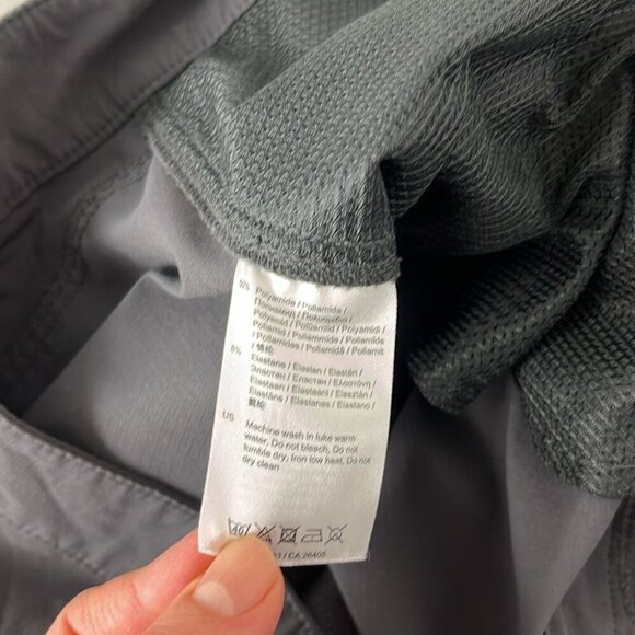 Helly Hansen Charcoal Grey Lightweight Cargo Shorts - Picture 9 of 10